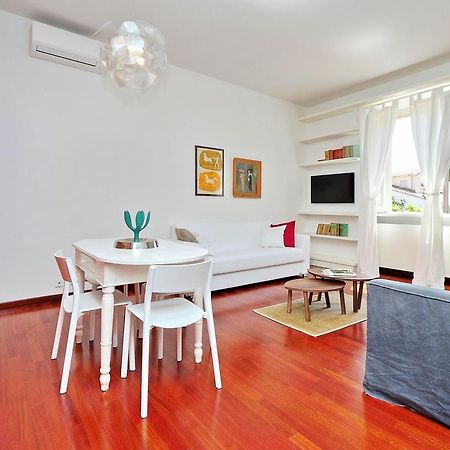 Monti Colors Apartment Рим Екстериор снимка