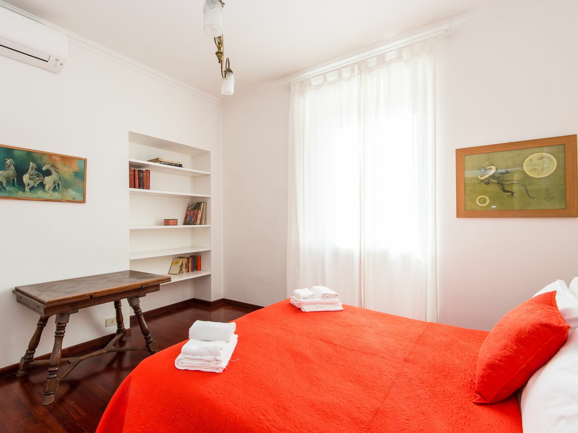 Monti Colors Apartment Рим Екстериор снимка